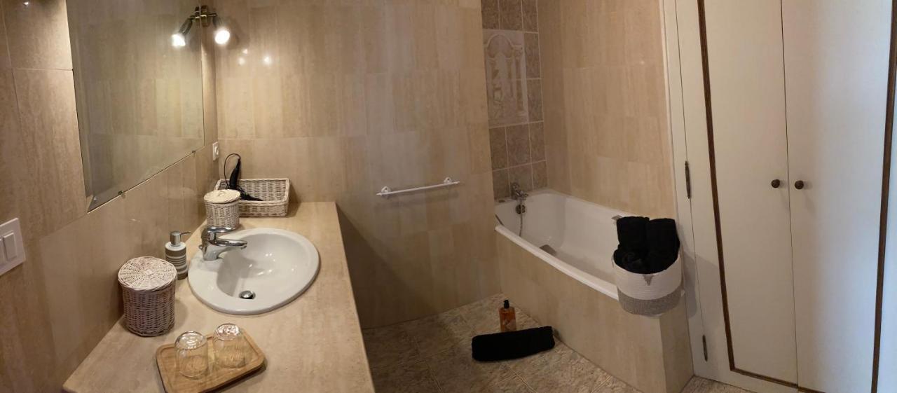 Le Chai De La Rose Spa Et Seances Bien Etre 두라퐁테인 외부 사진